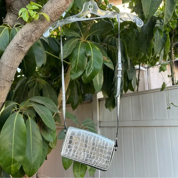 Marc Jacobs Croc Embossed Mini Crossbody Bag In Silver. - Picture 2 of 12